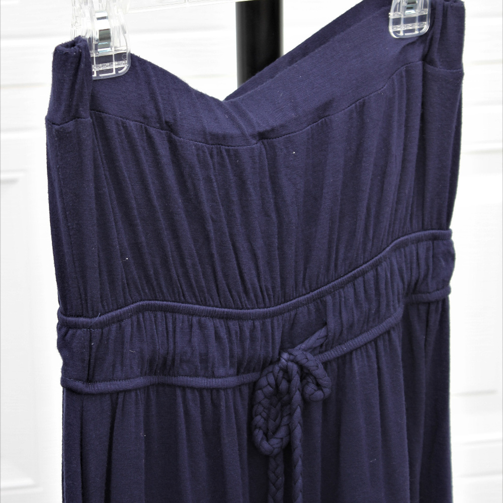 Dark Navy Blue Strapless Ruffle-Bottom Dress